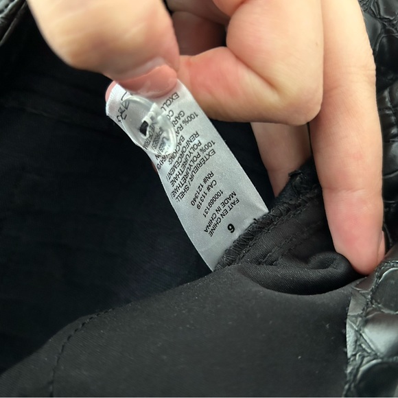 Dynamite Faux Leather Croc Pants - size 6 - Picture 3 of 3